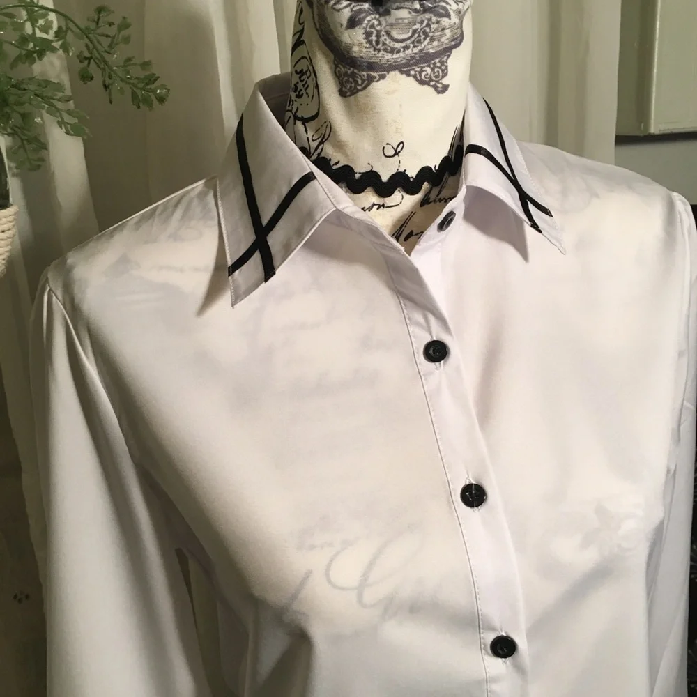 Yishunli button down blouse - Picture 2 of 7